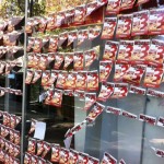 Arte urbano casual “Post-it war? pizzero”
